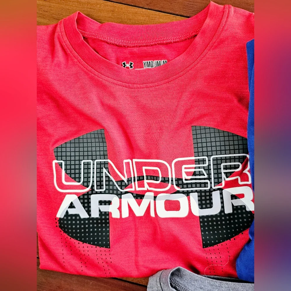 Boys Medium Under Armour T-Shirt Set - Picture 2 of 7
